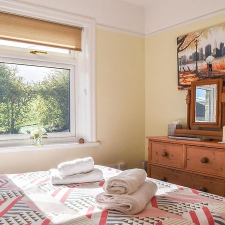 Holme Valley Cottage Purmerend Extérieur photo